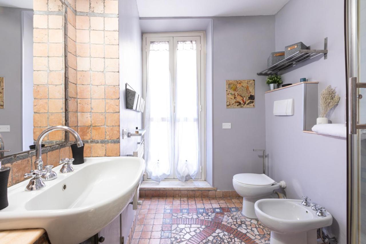 Mosaic Trastevere Silver Apartment - Top Collection 로마 외부 사진